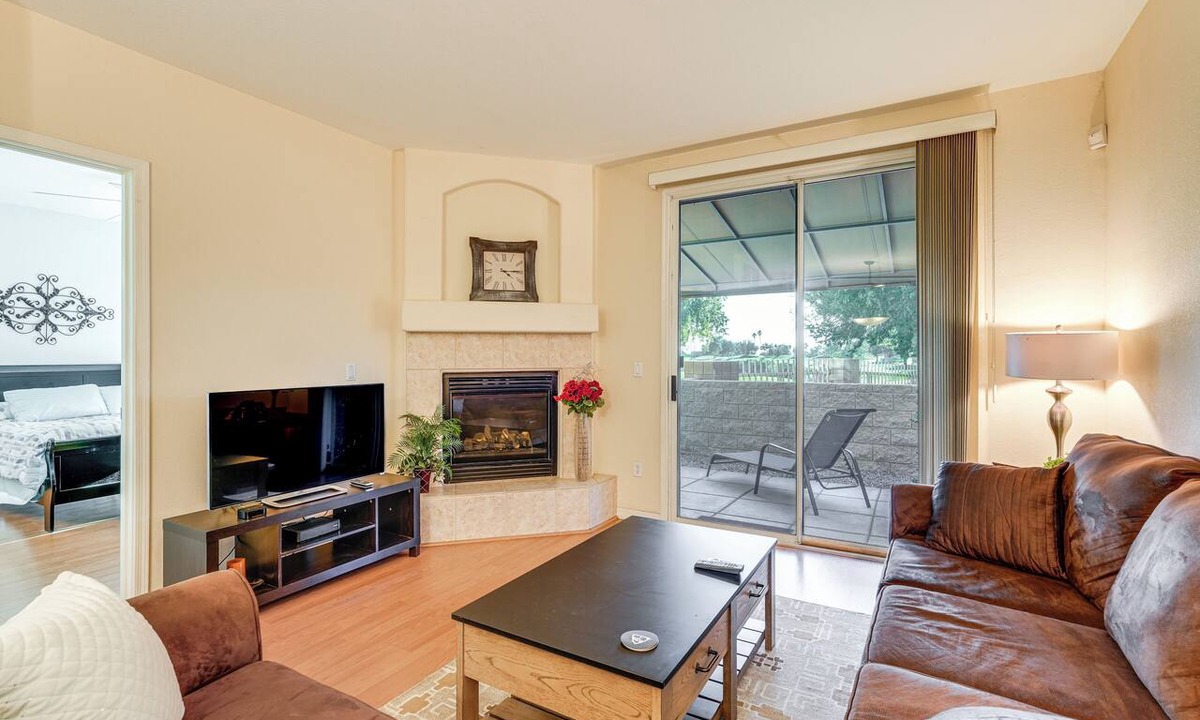 Superstition Lakes Condo | Golf Course Views! Relaxing & Convenient Mesa Unit
