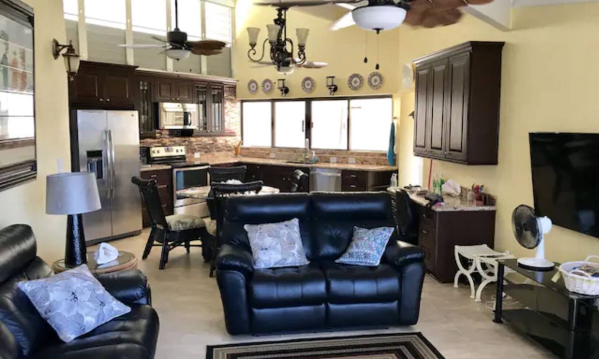 Estate Teague Bay Villa | Golf Course Villa with beautiful turquoise water view