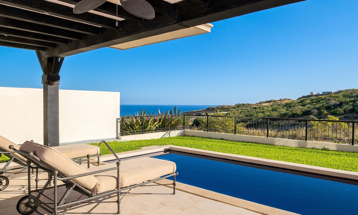 Paraiso Escondido Villa | Golf Front Cabo Villa w/Heated Pool, Rooftop Jacuzzi, Golf & Resort Access