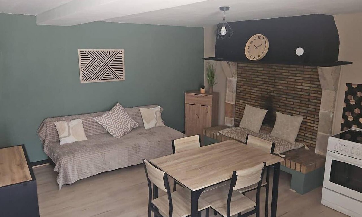 Nassigny House | Golf House