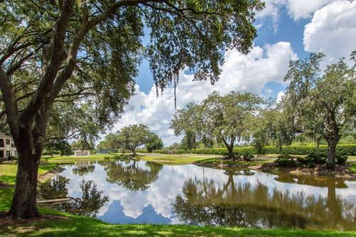 Wesley Chapel House | Golf & Tennis Community - Mill Pond Breeze