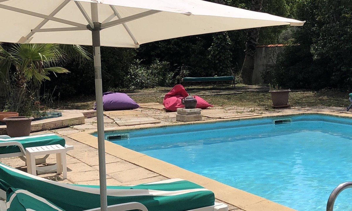 Cassis House | Good morning