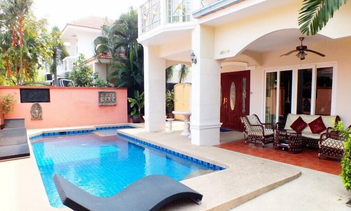 Na Kluea Villa | Good Value Spacious 4 Bedroom Villa With Private Pool Walking Street 10 Min Away