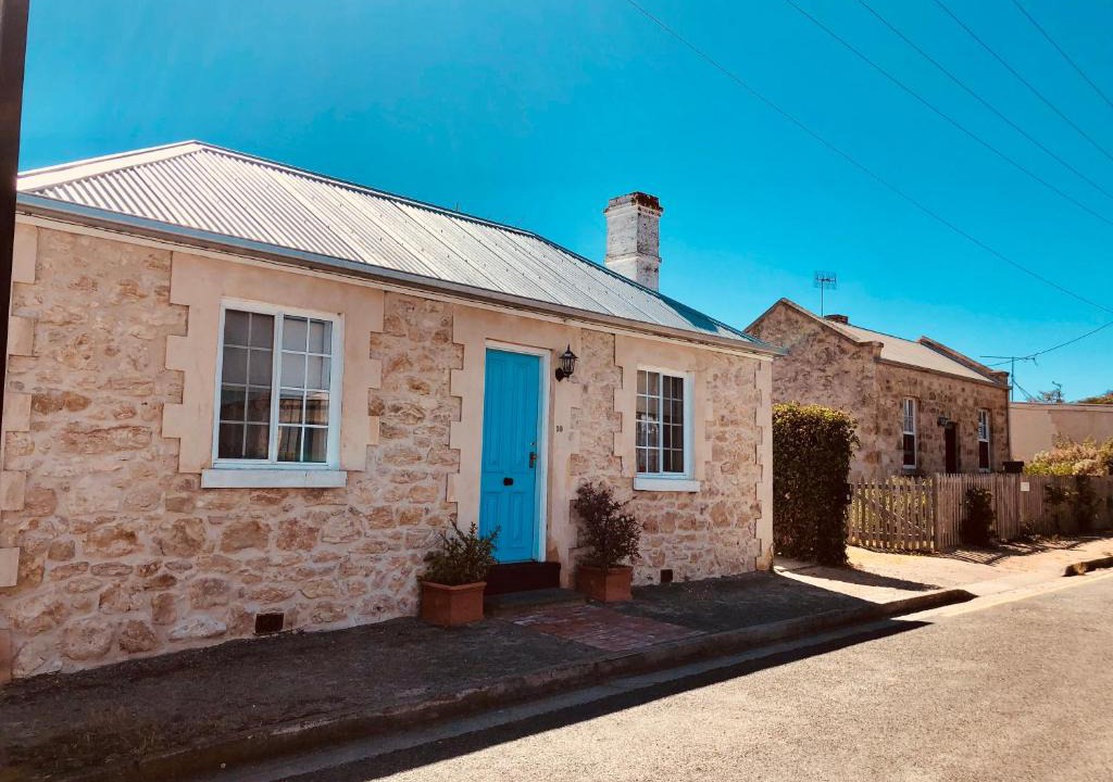Goolwa House | Goolwa Mariner’s Cottage - Free Wifi and Pet Friendly - Centrally located in Historic Region