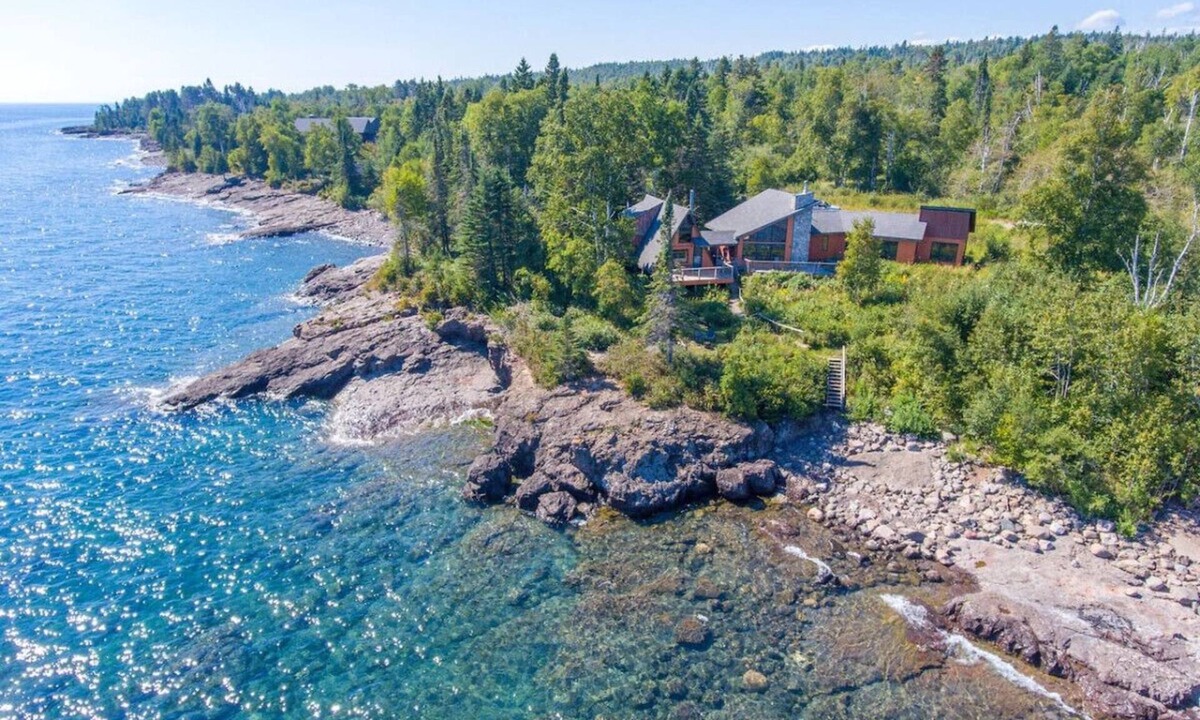 Two Harbors Cabin | Gooseberry state park access | Cabin on Superior