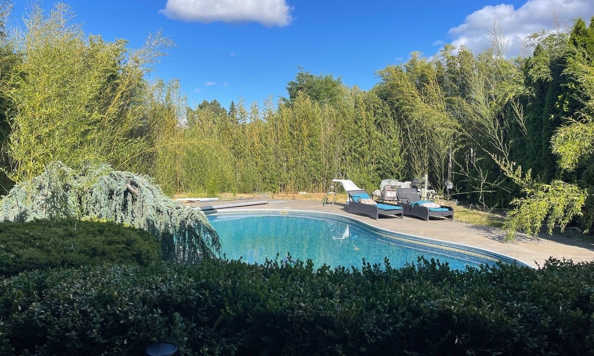 Hood River House | Gorge Getaway!.Custom Home w/Heated Pool/Hot tub/Sauna/Theatre room