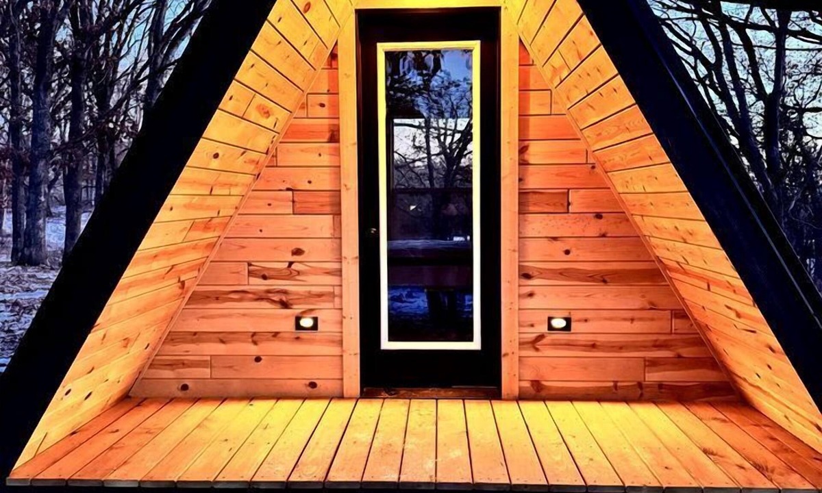 St Croix Falls Cabin | Gorgeous A-Frame with Panoramic Views, Nestled Atop White Oak Ridge, Wisconsin