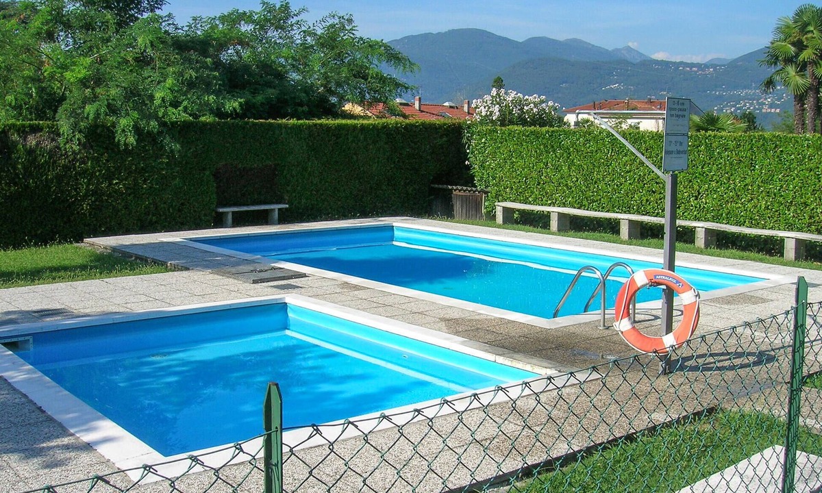 Porto Valtravaglia Apartment | Gorgeous apartment in Germignaga