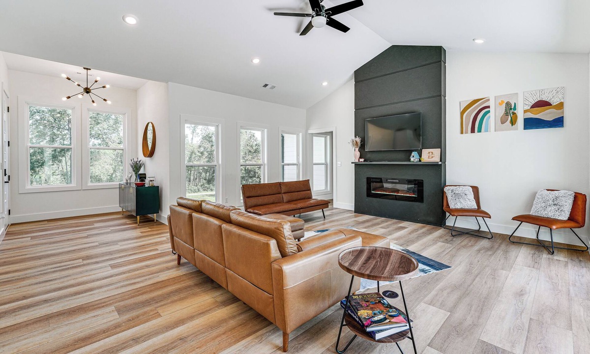 Harrison House | Gorgeous Harrison Getaway w/Patio & Kayak!