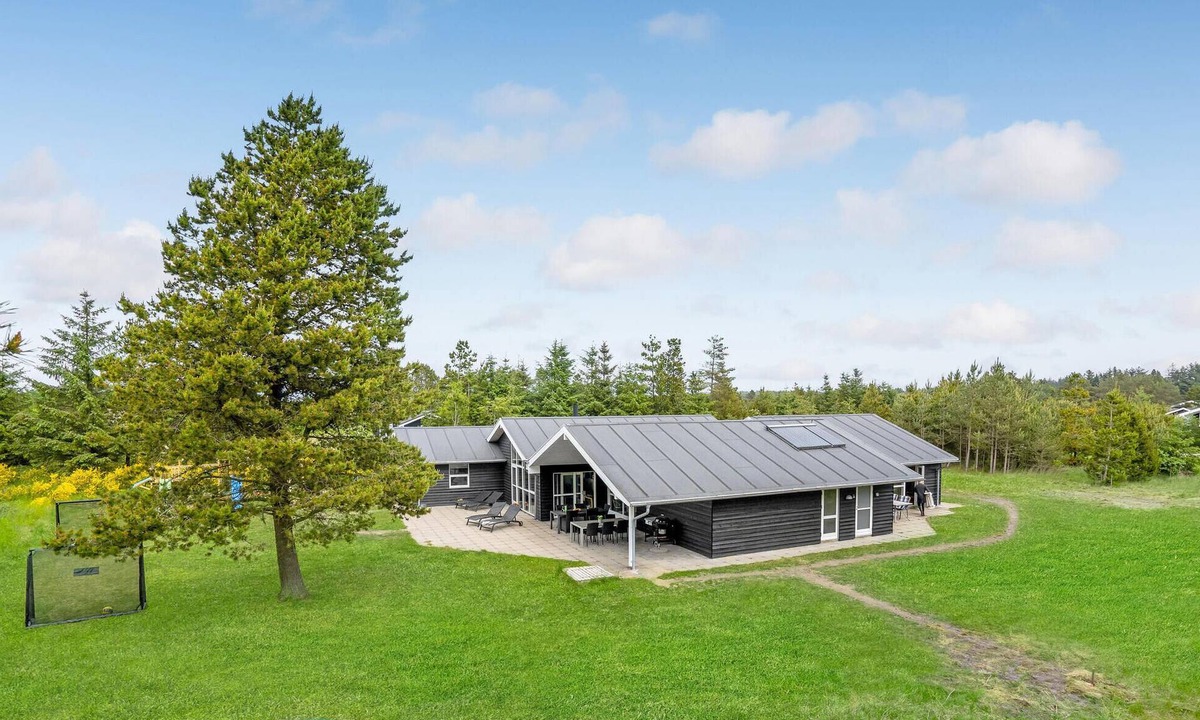 Tversted House | Gorgeous home in Bindslev with sauna