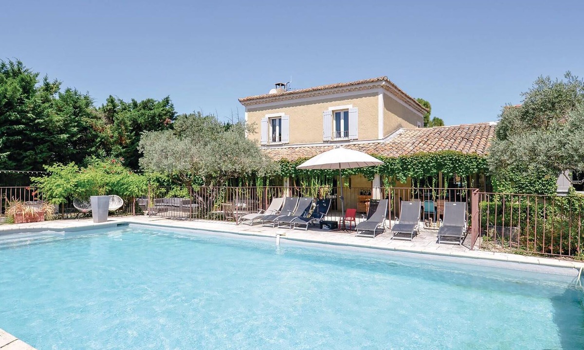 Cavaillon House | Gorgeous home in Cavaillon