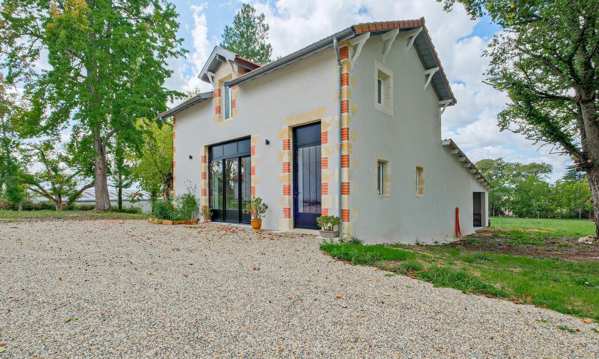 Gans House | Gorgeous home in Gans with kitchen