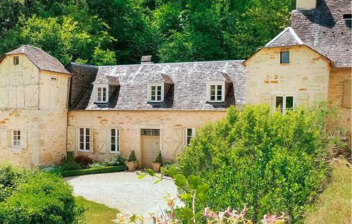 Sarrazac House | Gorgeous Home In Sarrazac