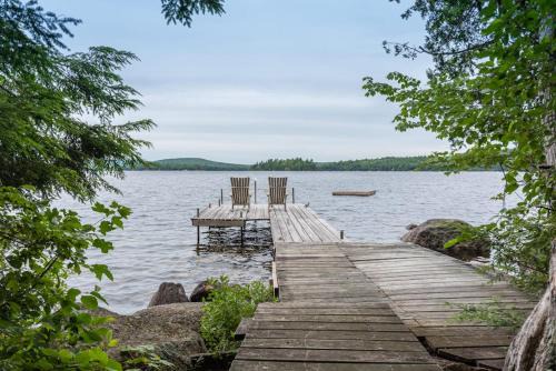 Lakewood House | Gorgeous lakefront home w/dock, canoe, kayaks & lake/forest views
