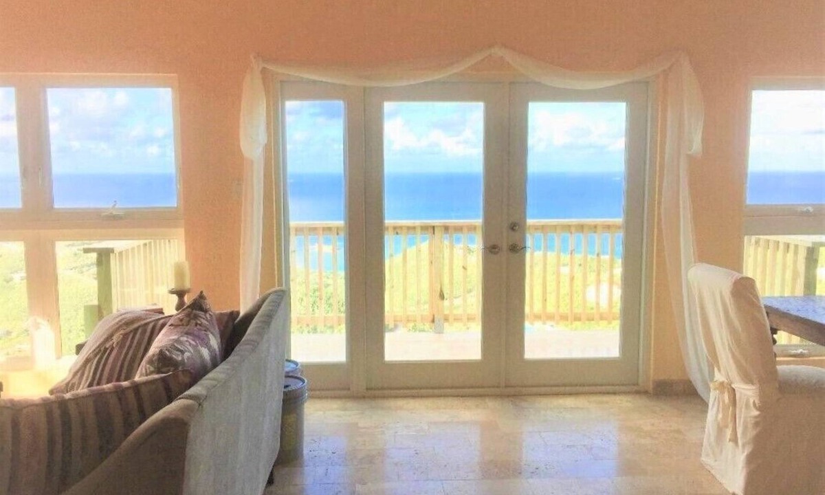 South Coast Villa | Gorgeous, Spa-like 3BR with Island Elegance & Stunning Ocean Views