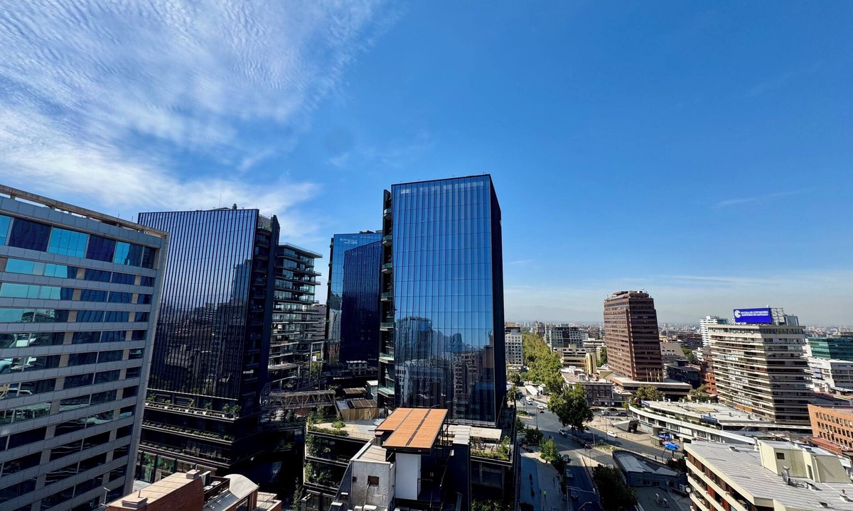 El Golf Apartment | Gorgeous studio with AC in vibrant Las Condes neighborhood