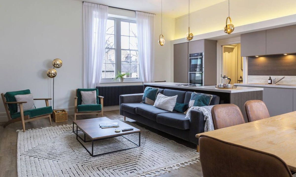 Clitheroe House | Gorgeous, stylish, huge Georgian home 4 bed 4 bath