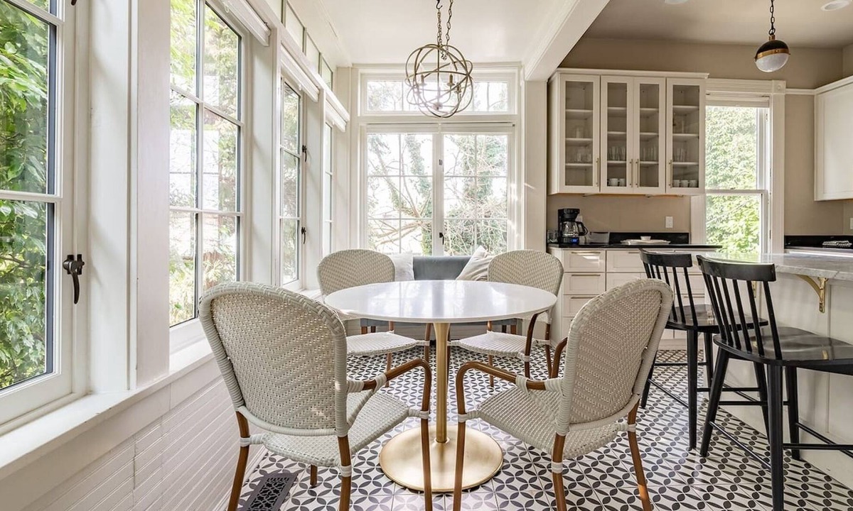 Eastlake House | Gorgeous Victorian Home in Eastlake w/Lake-View Balcony!