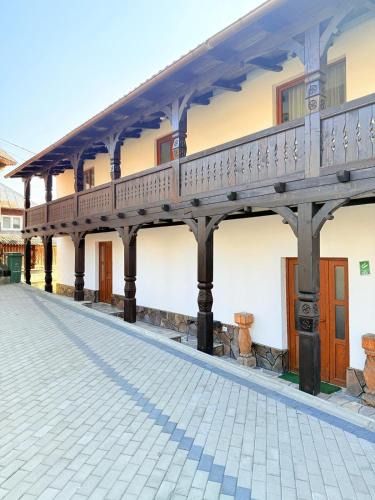 Rozavlea House | Gospodaria Klaus