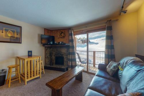Mount Crested Butte Apartment | Gothic Getaway