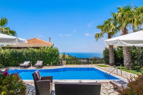 Tsoukaladhes Villa | Goudis Villa Evelyn