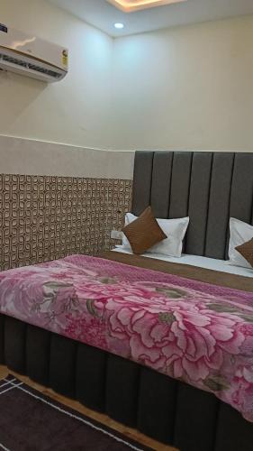 Vrindavan House | Govind Anand Dham