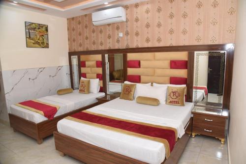 Gulberg Hotel | Grace one hotel