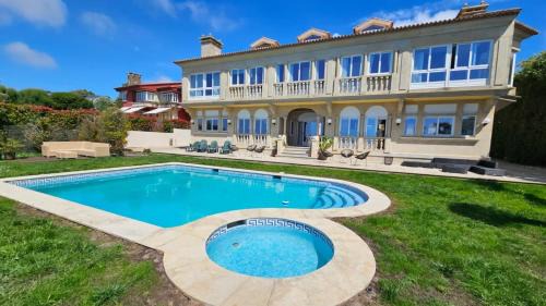 Oia Ski Chalet | Gran Room do Mar