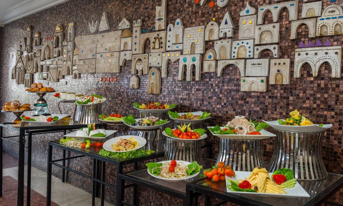 Old North Hotel | Grand Beach Hotel