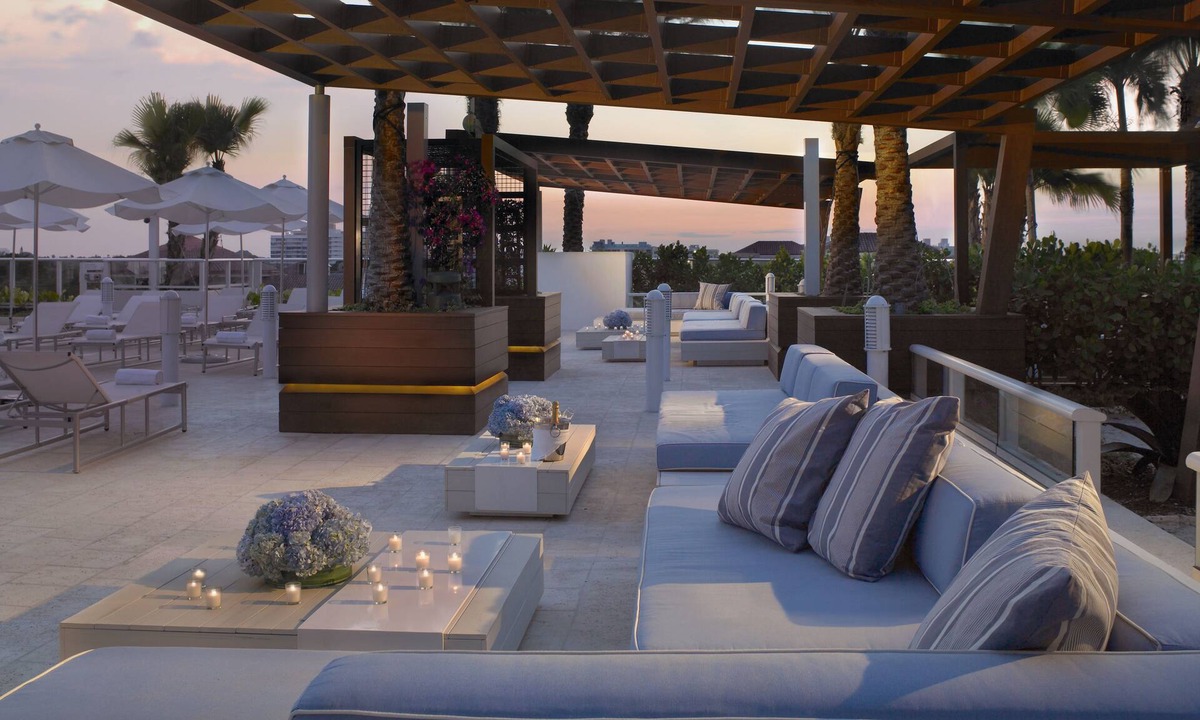 Surfside Hotel | Grand Beach Hotel Surfside West