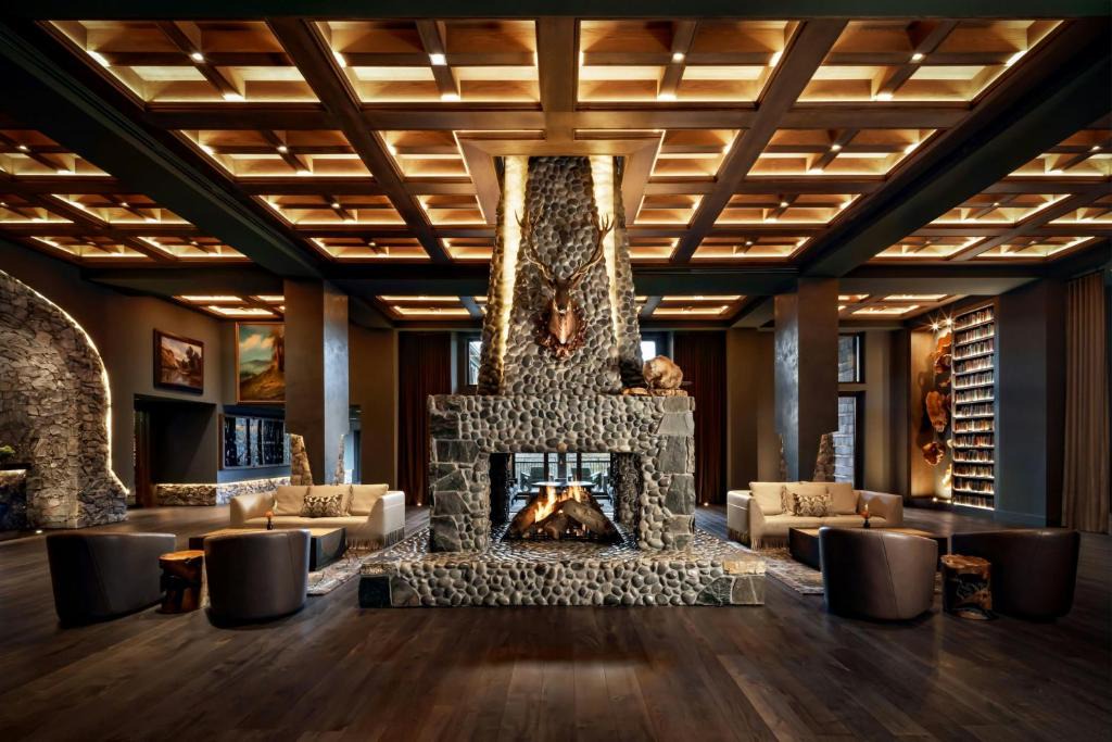 Greenville Downtown Hotel | Grand Bohemian Lodge Greenville, Autograph Collection