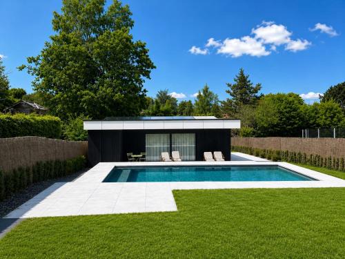 Verviers House | Grand Fields