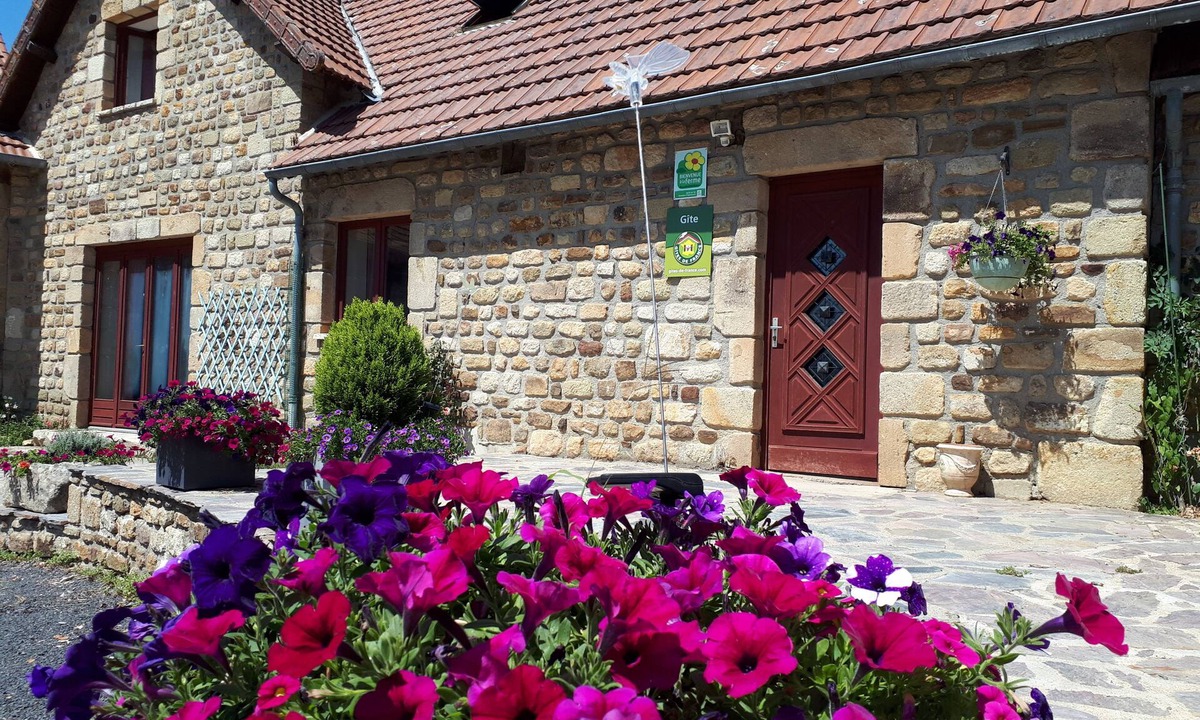 Bert Cottage | Grand Gîte de Bert 14 pers. 25 mn from Le PAL-Pool