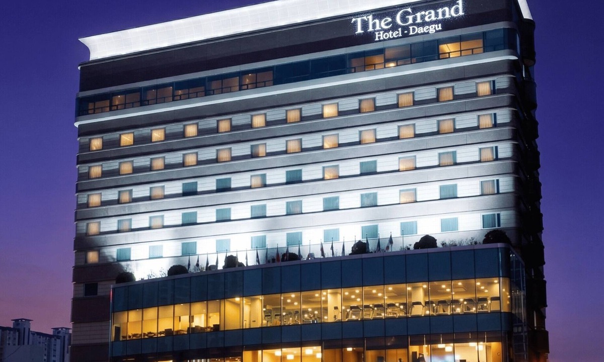 Beomeo-dong Hotel | Grand Hotel