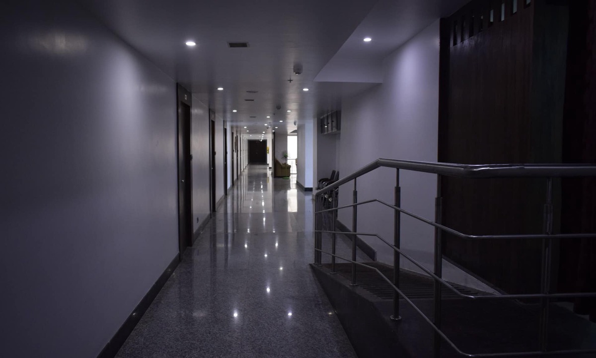 Viluppuram Hotel | Grand Kubera