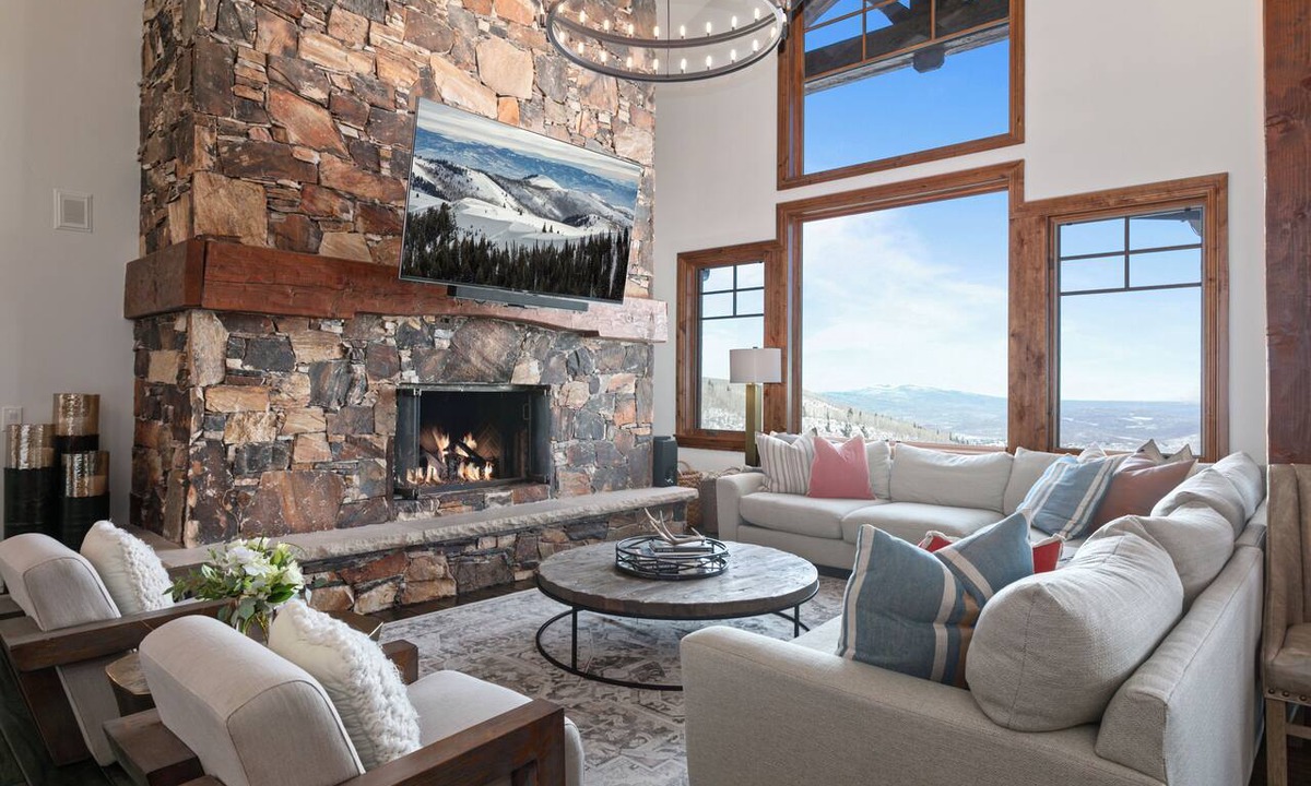 Empire Pass Condo | Grand Lodge - 5 Bedroom Condo Penthouse #505 - Ski-in/ski-out by Deer Valley Resort