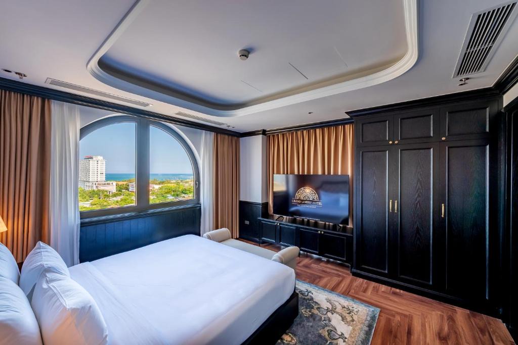 Phan Rang - Thap Cham Hotel | Grand Luxury Hotel Ninh Chử