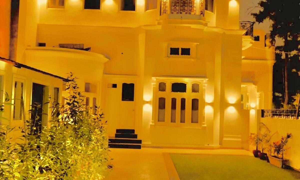 Amritsar Bed & Breakfast | Grand Villa