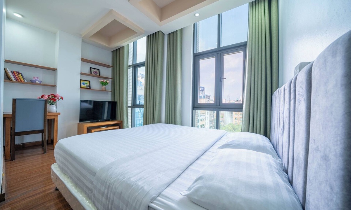 Dich Vong Hau Apartment | Granda Central Apartment