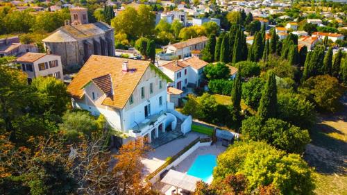 Cavanac House | Grande maison proche Carcassonne 10 p piscine spa sauna Le Grand Chalet Bellevue