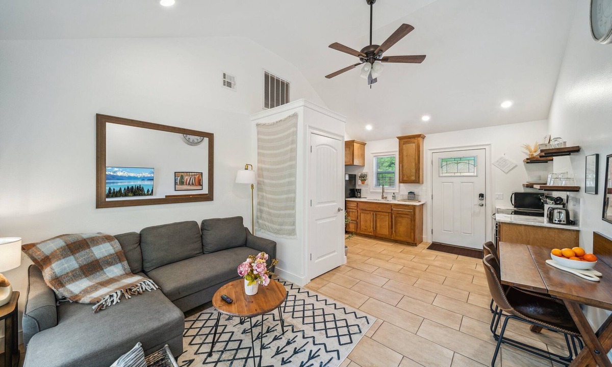 Grove Cottage | GrandLake*Kayak*Forest View*Firepit*King*Lakefront