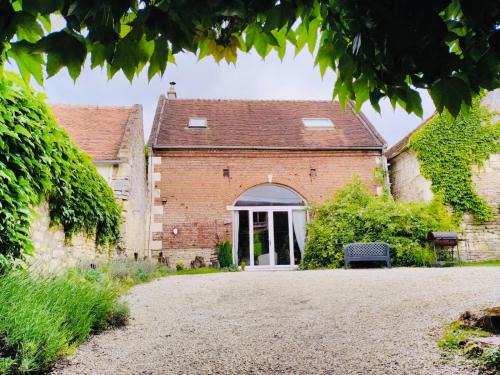 Pronleroy House | Grange-loft & Jacuzzi privatif à Pronleroy