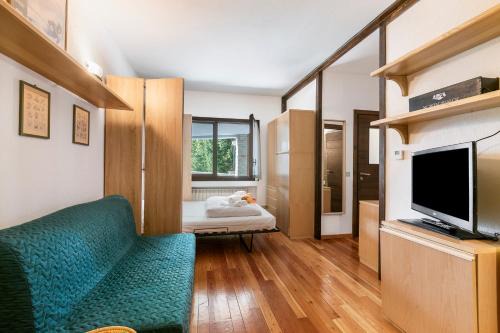 Grangesises Apartment | Grange Studio - Happy Rentals