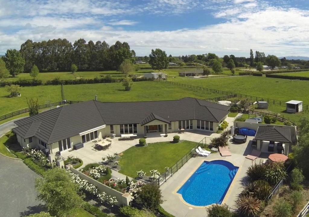 Cambridge Bed & Breakfast | Grasslands Bed & Breakfast