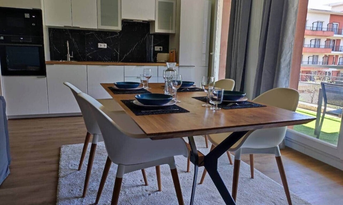 Center Apartment | Great 3 room apartment in Evry 35 mins from Paris