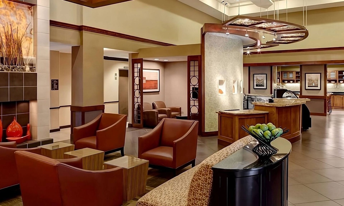 Tucson House | Great games at Kino Sports Complex! FREE Parking, Seasonal Pool, Pets Allowed!