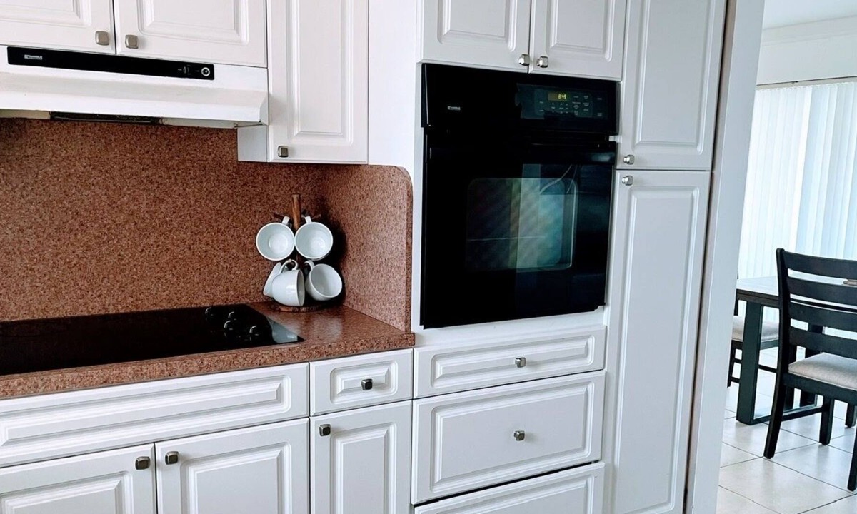 Hialeah House | Great home & location for up to 8 guest!