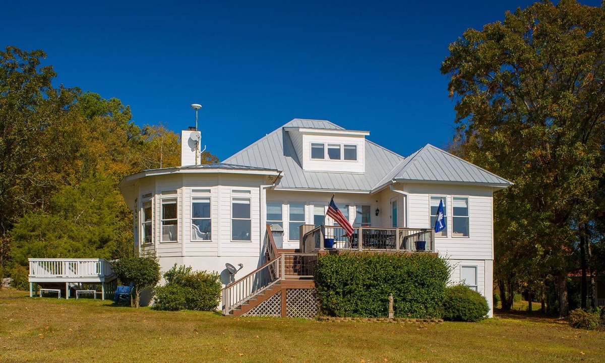 Prosperity House | Great house with dock on Lake Murray SC. Excellent for families, fishing, fun