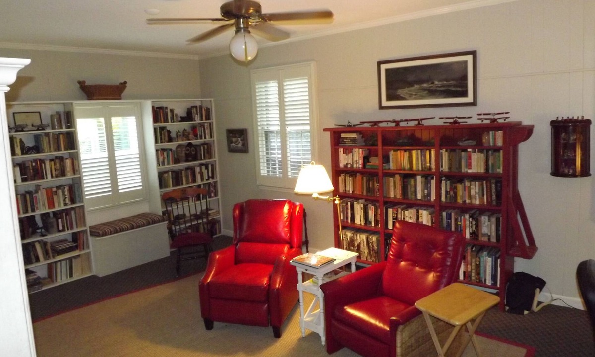 Clemson House | Great location for Clemson Football