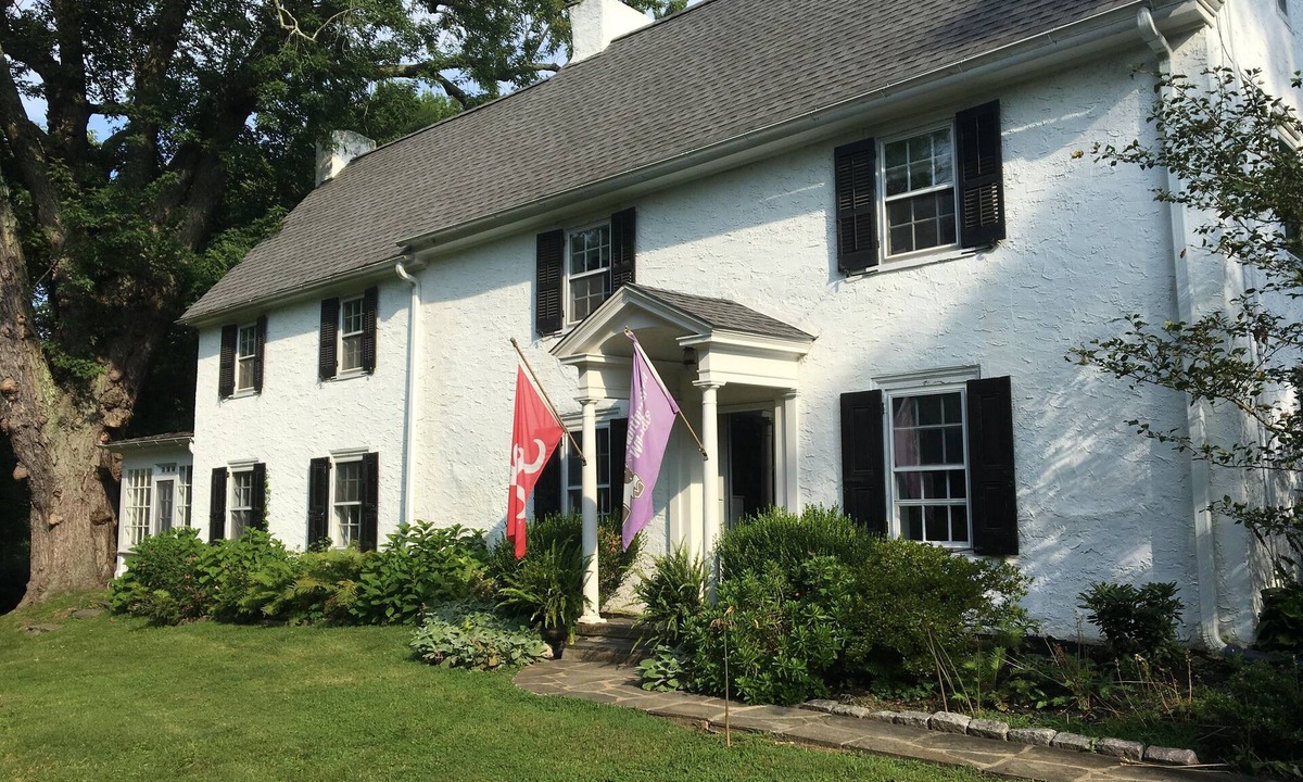 Haverford House | Great location for college visits/move-in, parents weekend, Merion Golf, Phila!